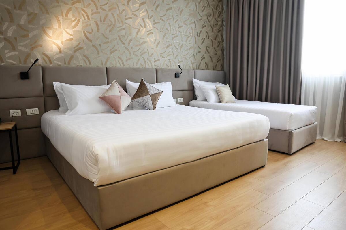 Quarto luxo, várias camas, para não fumantes