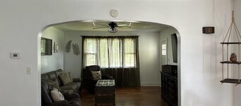 Charming Cottage Retreat Near Park & Forest
