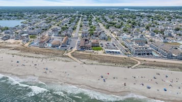 Privatstrand, weißer Sandstrand