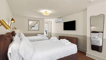 WiFi, bed sheets