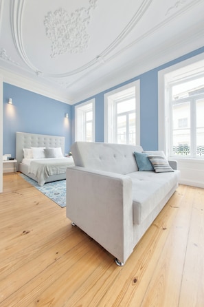 Family Apartment, City View | Desk, laptop workspace, free WiFi - Aveiro History Apartments (Aveiro)