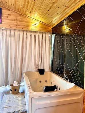 Bathroom - SAFARI HUTS (Ajloun)