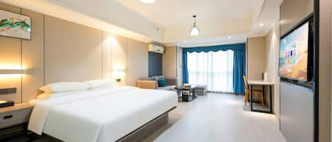Chambre Double Supérieure, vue ville