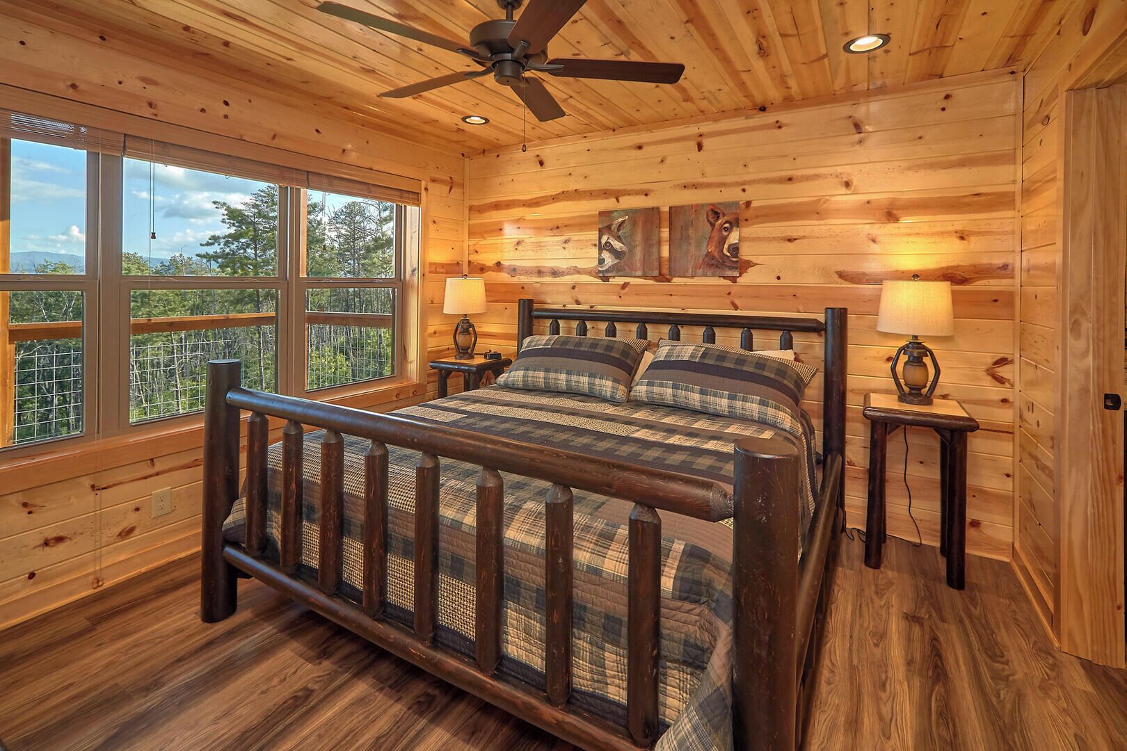 4 bedrooms, individually decorated, individually furnished, bed sheets