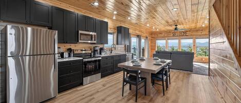 Cabin, Multiple Beds, Balcony, Mountain View ( Mountain Spirits) | Private kitchen