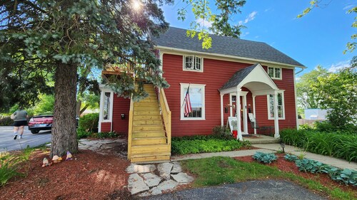 Lovely 1-bedroom apartment with AC in charming Woodstock