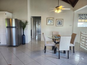 Dining - Spacious & Bright 5-bedroom house just a short walk to the beach! (Oistins)