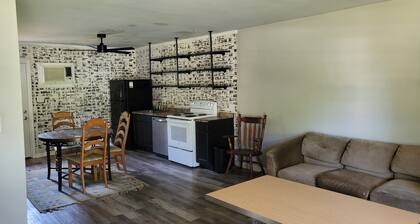 Great Area, 3 blocks to the Bay, just 7 miles to PCB. Lots of parking, Big yard!