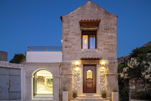 Exterior detail - Villa Methorion Maner - With Private Pool (Saitoures)