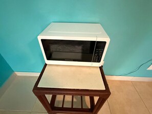 Microwave - Vrbo Property (Cabo San Lucas)