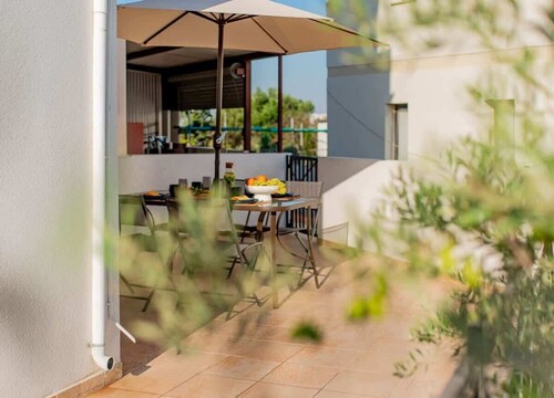 3BR Sunset View Retreat Steps from the Beach