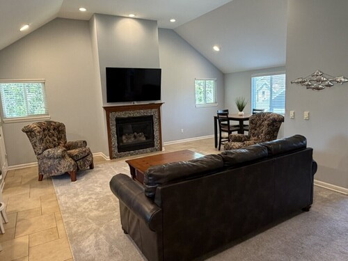 Spacious Grand Haven Getaway | Walk to Downtown | Pet Friendly | Sleeps 13