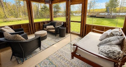 NEW!! Sandy Lakefront Cabin – Sleeps 10 with Kayaks & ATV Access