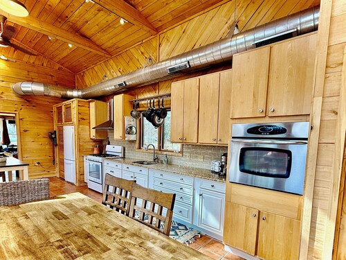 Boutique Northwoods Lake House - Sandy Beach - ATV Access - Sleeps 10