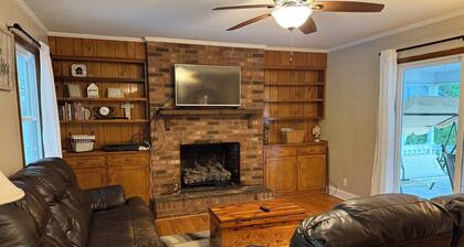 Charming 2-Bedroom Home in the Heart of Seagrove Pottery Country
