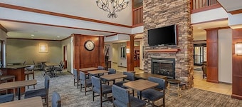 King Suite With Free Daily Breakfast