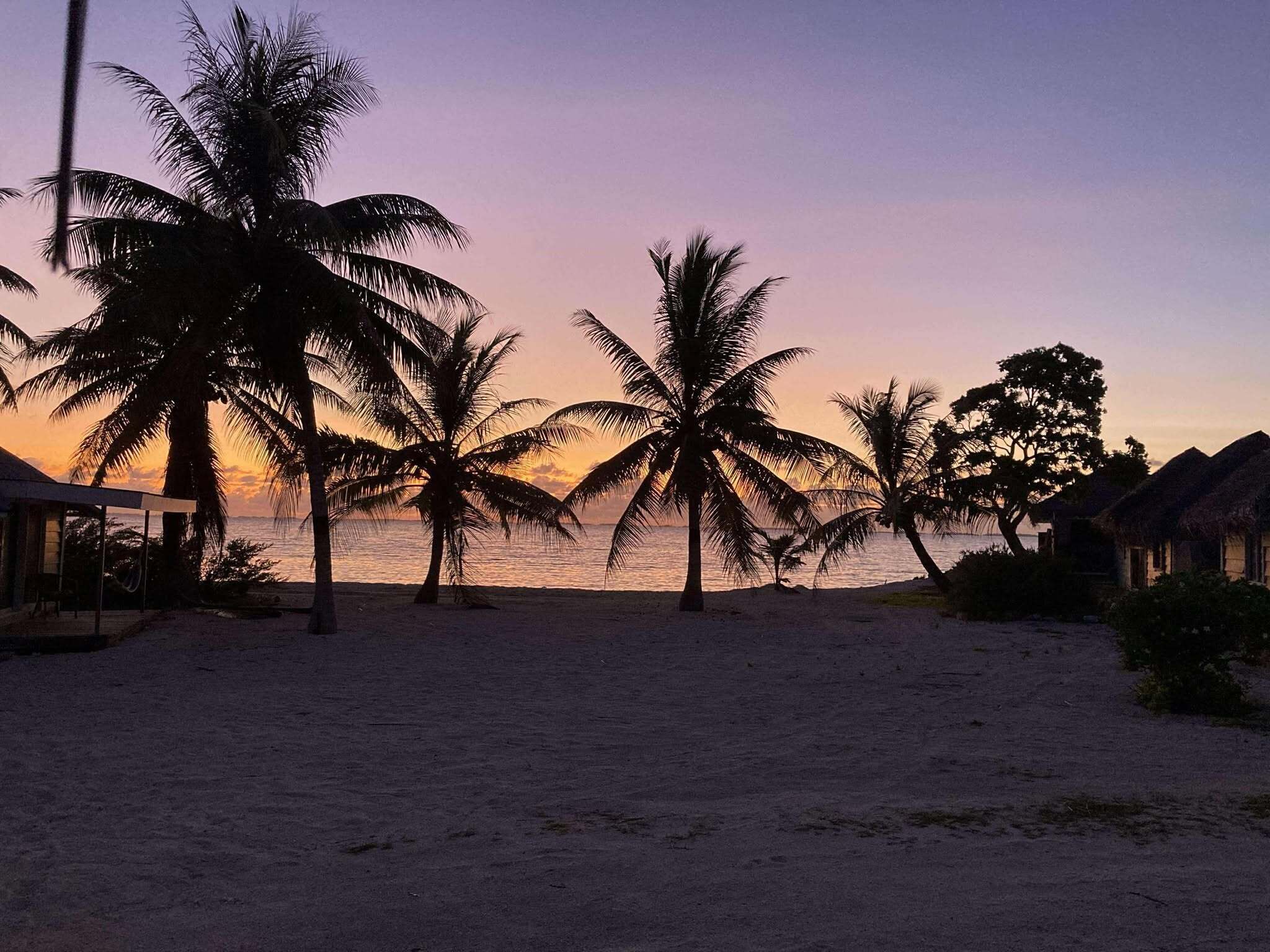 Bãi biển riêng, cát trắng 