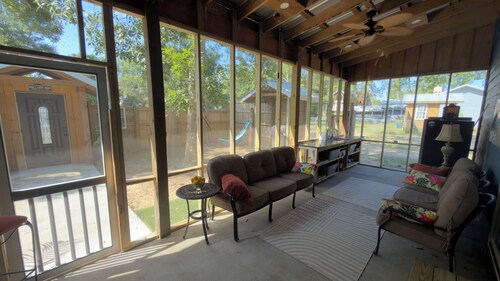 NICEVILLE FLORIDA
Hammock Haven – Spacious, Serene & Just Minutes from the Beach