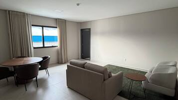 Deluxe Suite | Interior