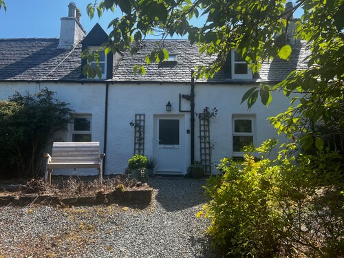 Cosy Cottage Retreat in Edinbane