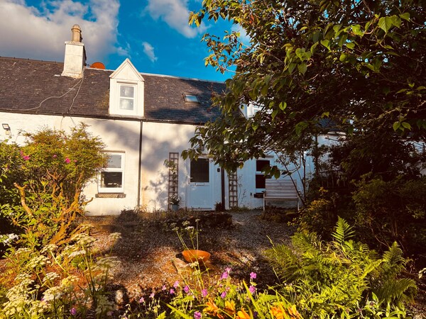 Cosy Cottage Retreat In Edinbane - 스카이