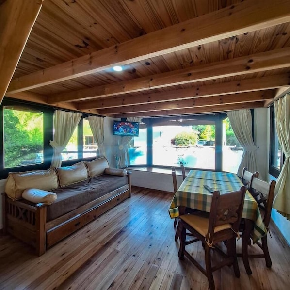 Apartment, Garden View, Poolside | Interior - Apart Duendes del Arroyo (Villa General Belgrano)