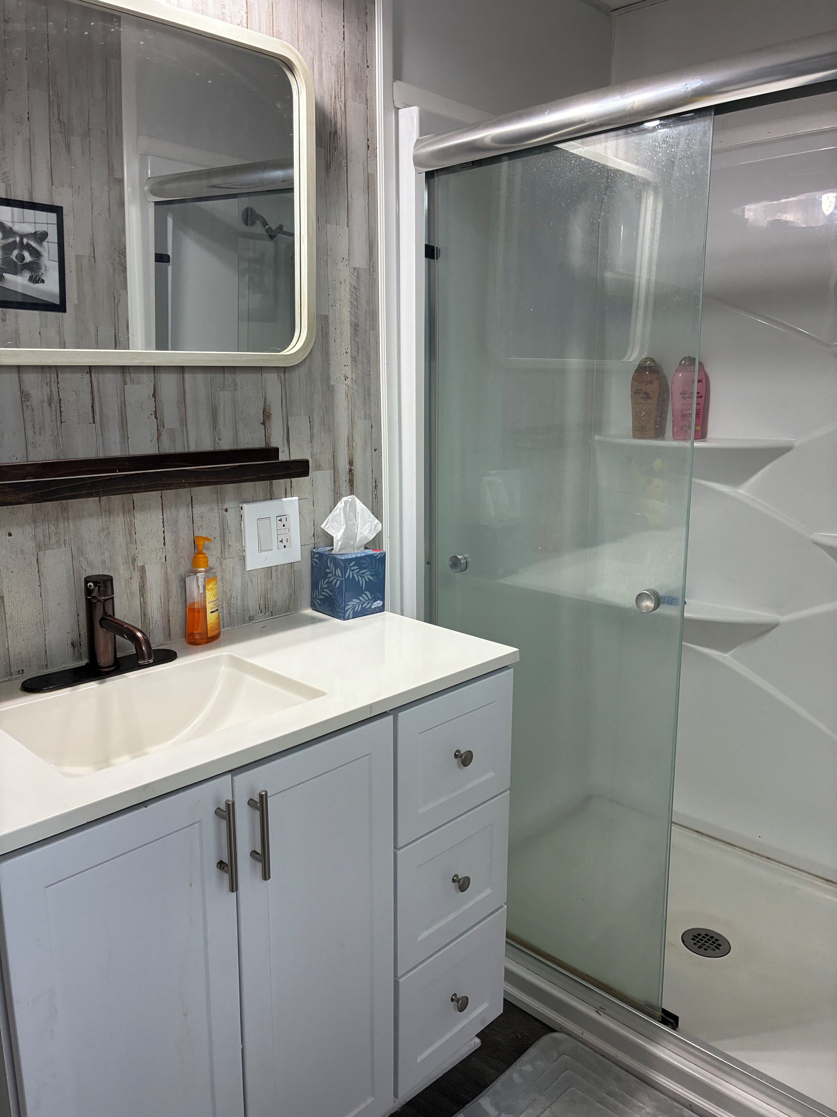 Towels, soap, toilet paper