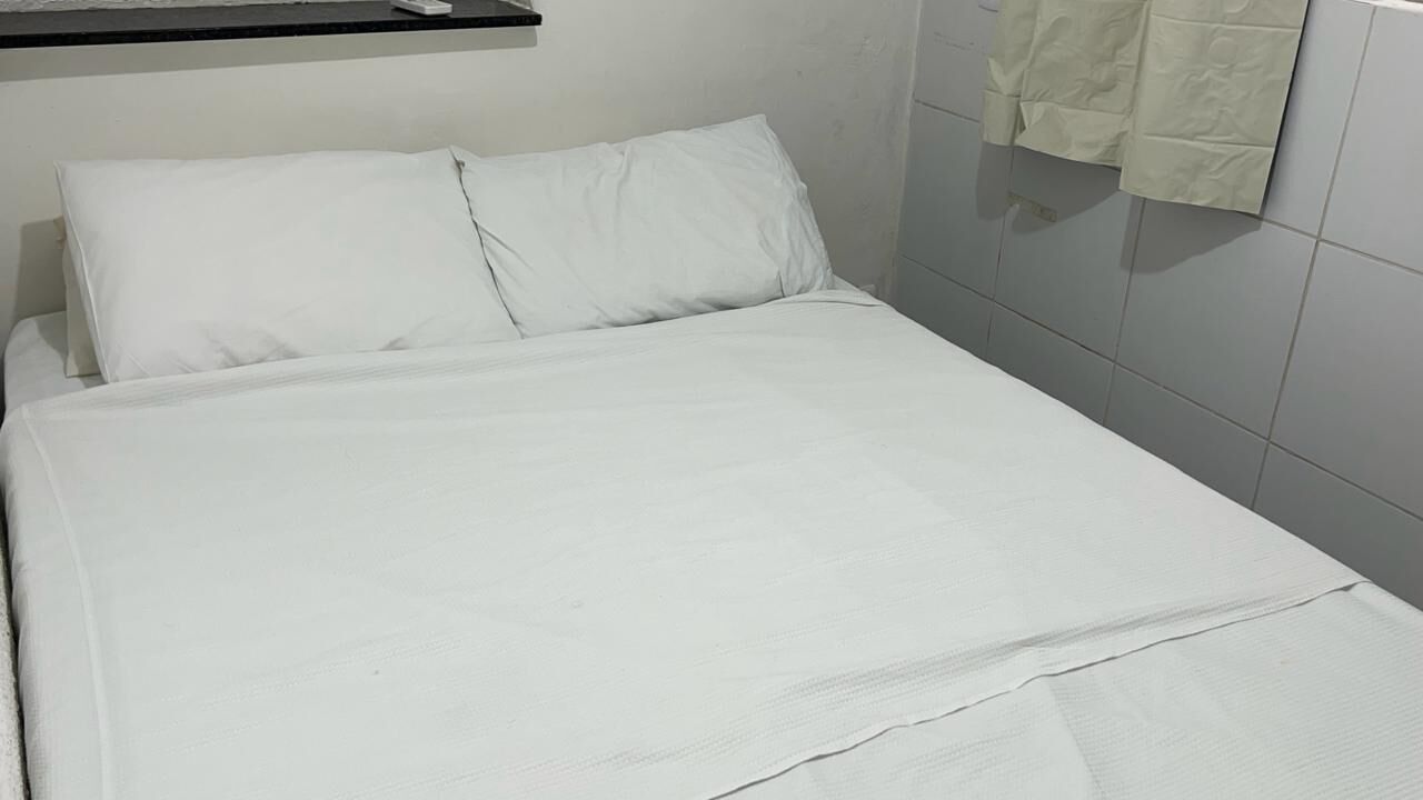 Bügeleisen/Bügelbrett, kostenloses WLAN