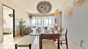 Interior - Vista Tower, 3-bedroom apartment, panoramic view, rooftop pool and gym (San Salvador)