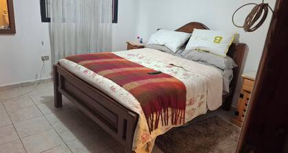 Hostal y residencial danerik te da ña bienvenida
961245073