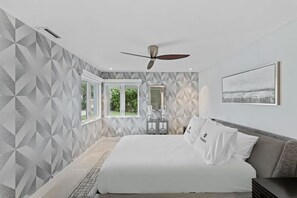 6 bedrooms, iron/ironing board, WiFi, bed sheets