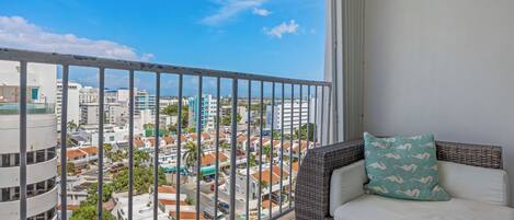 Studio | Balcony