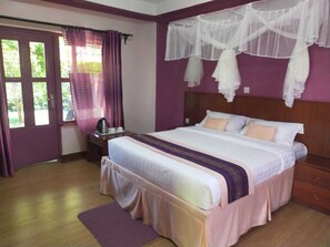 In-room safe, desk, laptop workspace, blackout curtains - DESTINATION RESORT CENTRE  (Makutano)