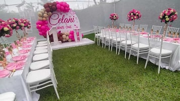 Espace banquet en plein air