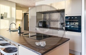 Private kitchen - Lovely home in Roslev with house sea view (Roslev)