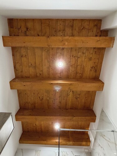 Fully equipped apartment in a prime location with a pool and garden, just 5 minutes from the beach