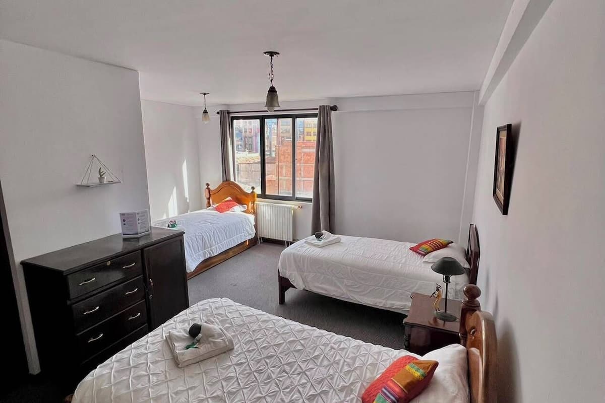 Standard Triple Room, Private Bathroom | Wi-fi percuma 