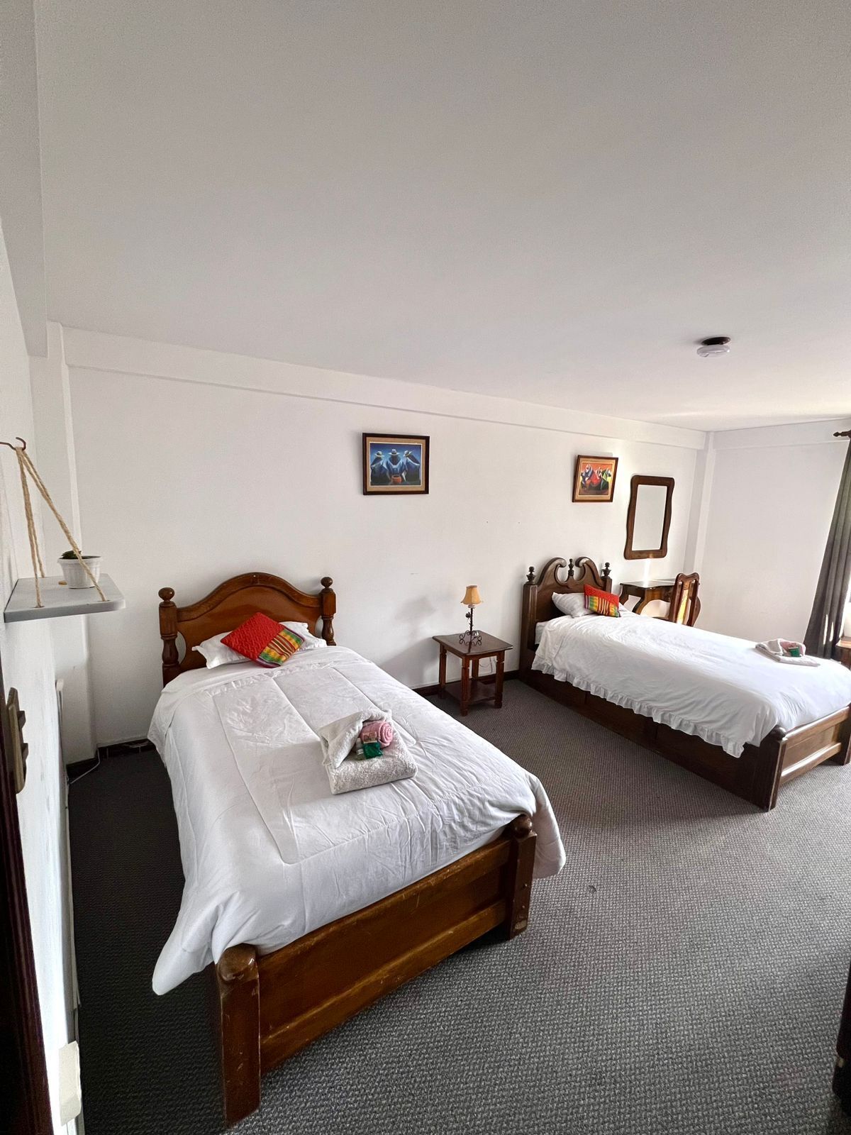 Standard Twin Room, Non Smoking, Private Bathroom | Free WiFi