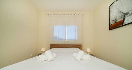 Modern 2 bedroom flat