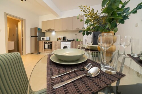 New 1 bedroom flat next to university