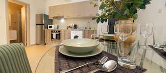 New 1 bedroom flat next to university