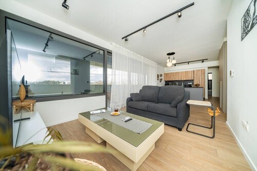 Amazing new 2 bedroom flat near casino beach mall