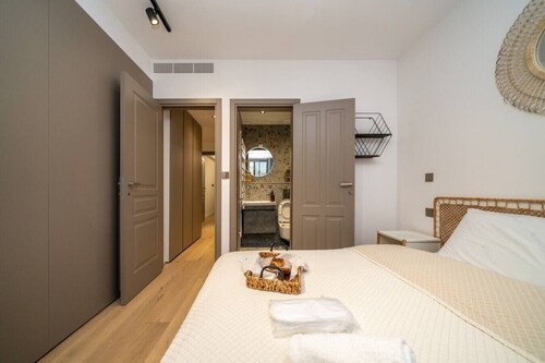 Amazing new 2 bedroom flat near casino beach mall