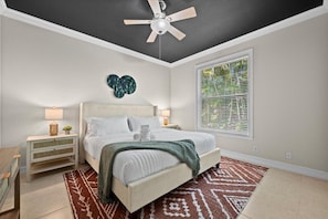 3 bedrooms, desk, iron/ironing board, WiFi - Sailfish Oasis - Private Pool Retreat in Stuart (Stuart)