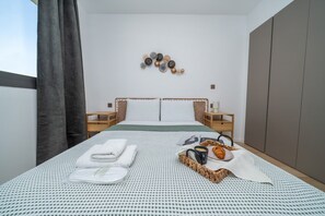 Schreibtisch, WLAN, Bettwäsche
