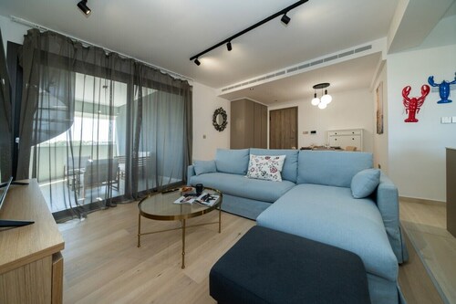 Amazing new 2bedroom flat near casino beach mall