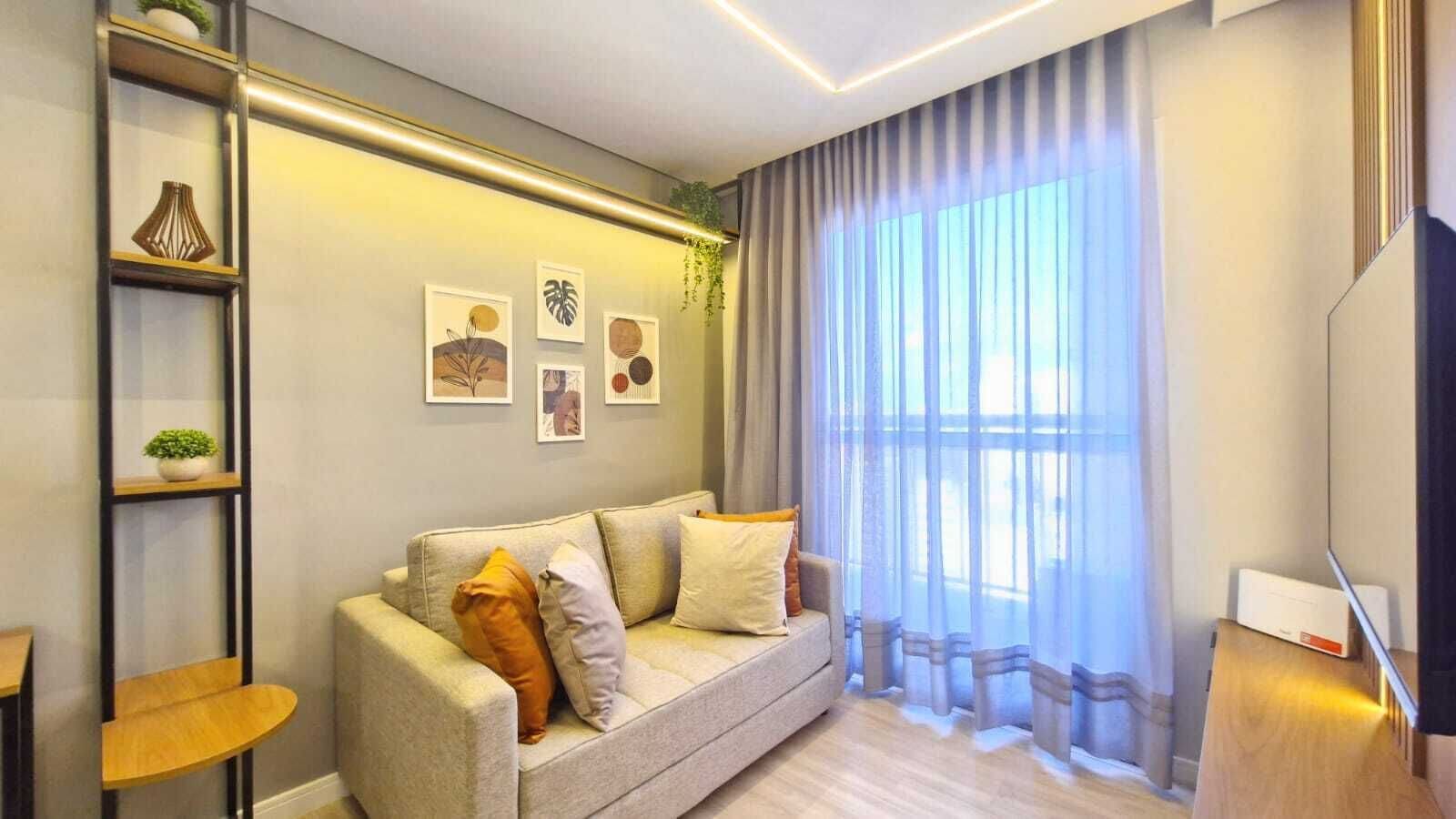 Luxury Apartment, 2 Bedrooms, Lanai, City View | Living area