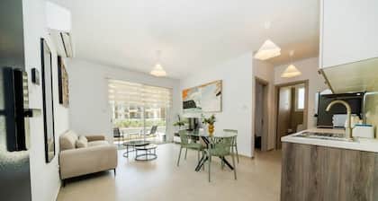 New 1 bedroom flat next to university