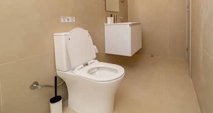 New 1 bedroom flat next to university
