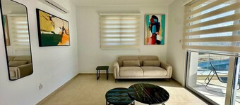 New 1 bedroom flat next to university